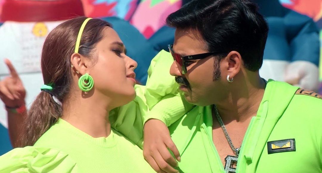 Still Trending Pawan Singh & Kajal Raghwani’s Superhit Song Takes Over YouTube