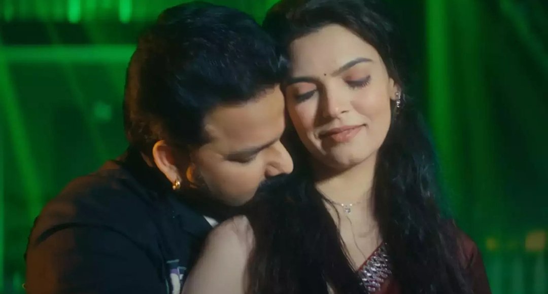 Pawan Singh’s New Song Aara Ke Othlali Creates History A Blockbuster Start to 2025