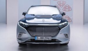 Experience Unparalleled Luxury with the Mercedes Maybach EQS 680 SUV