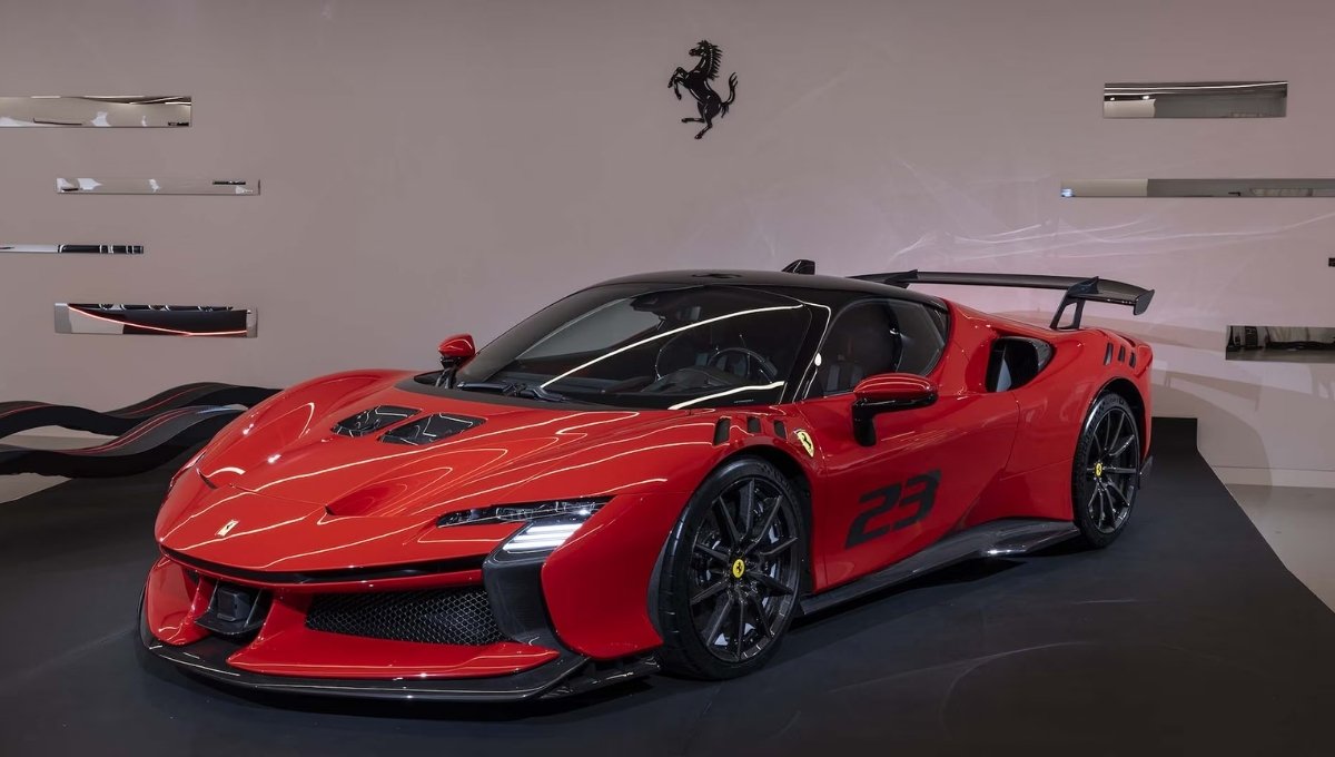 Ferrari SF90