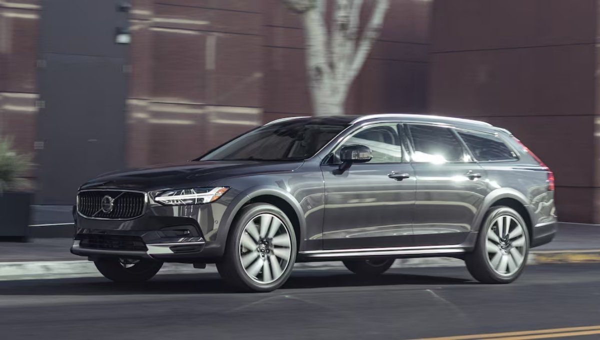 Volvo V90 Cross Country