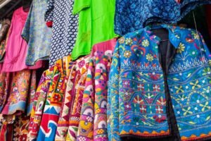 Business Idea: After Mahakumbh, This Spiritual Clothing Store Idea Is Making People Rich
