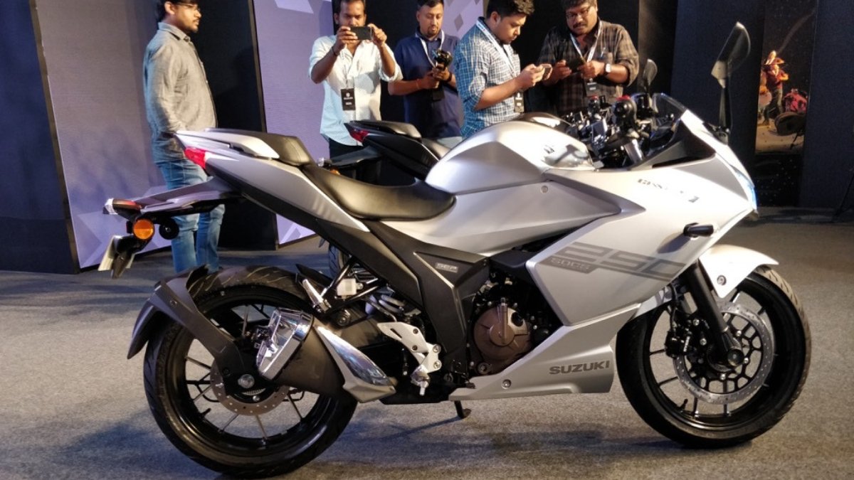 Suzuki Gixxer SF
