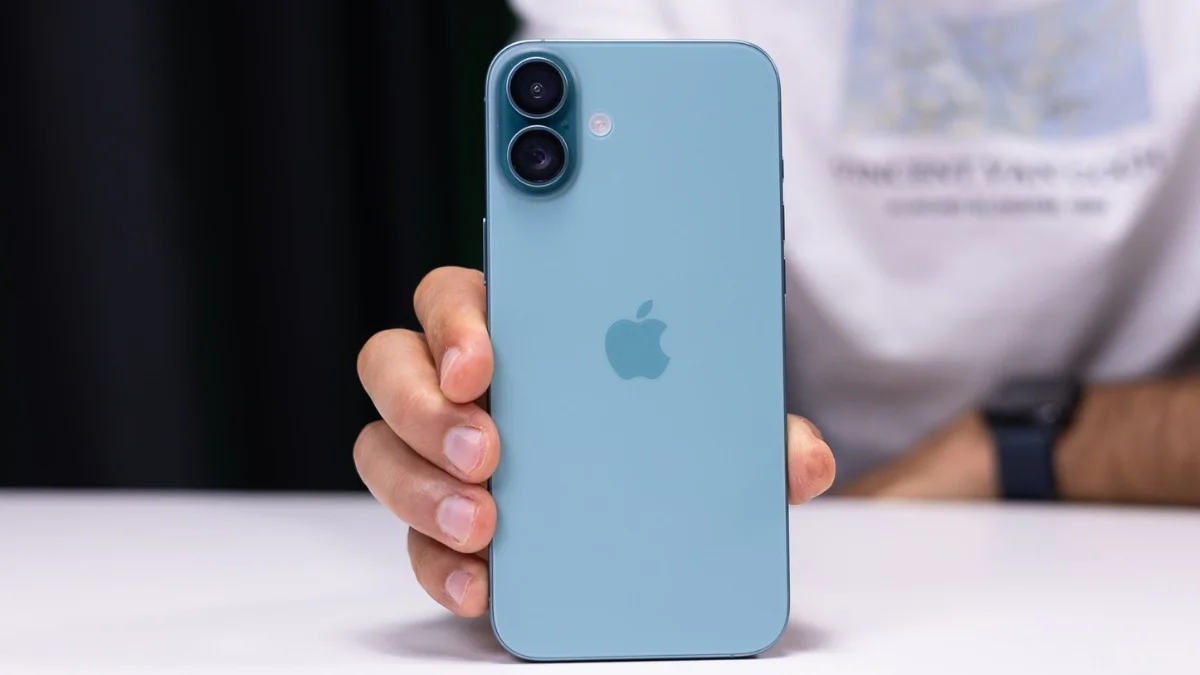 iPhone 16 Plus