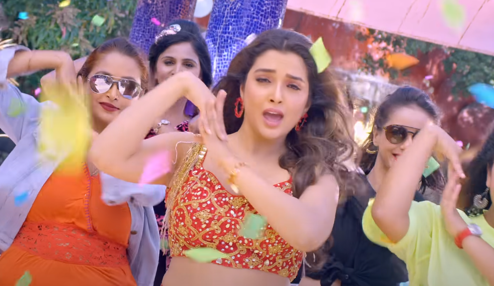 Bhojpuri Song: Amrapali Dubey Ditches Nirahua for Pramod Premi in Viral Bhojpuri Song, Fans Go Crazy