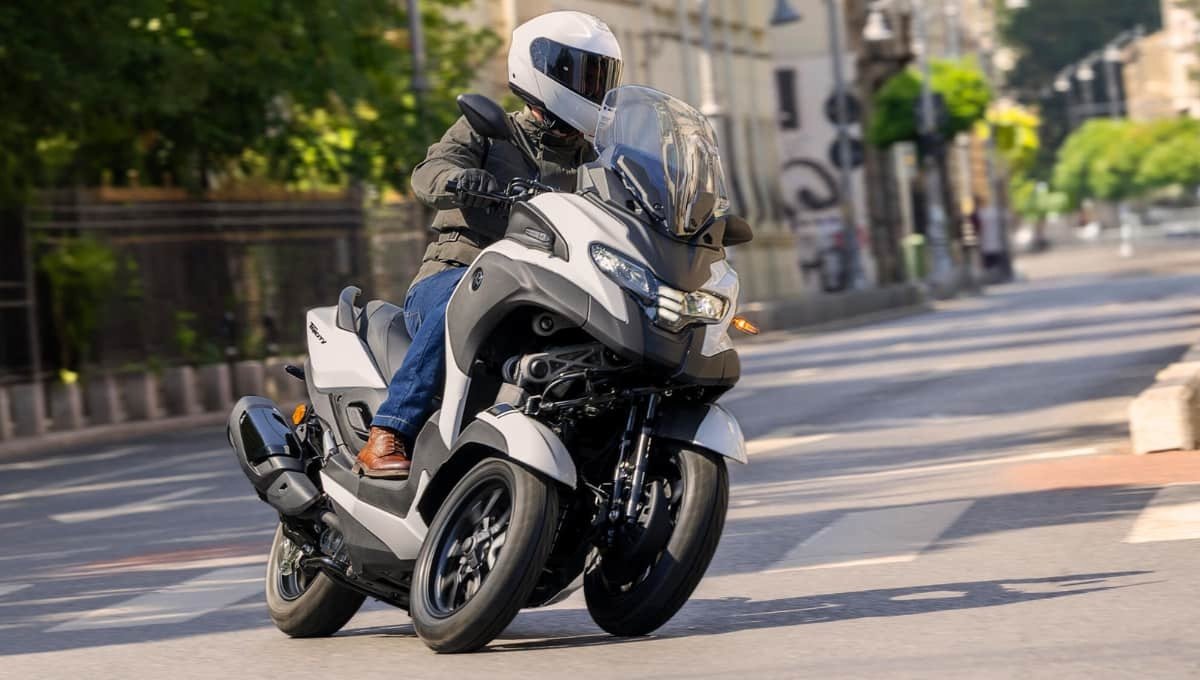 Yamaha Airbag Scooter