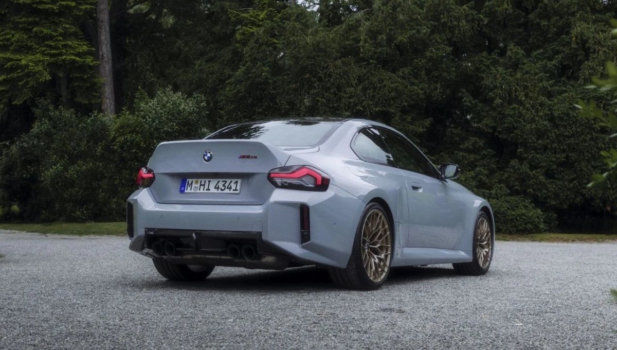  BMW M2 CS 