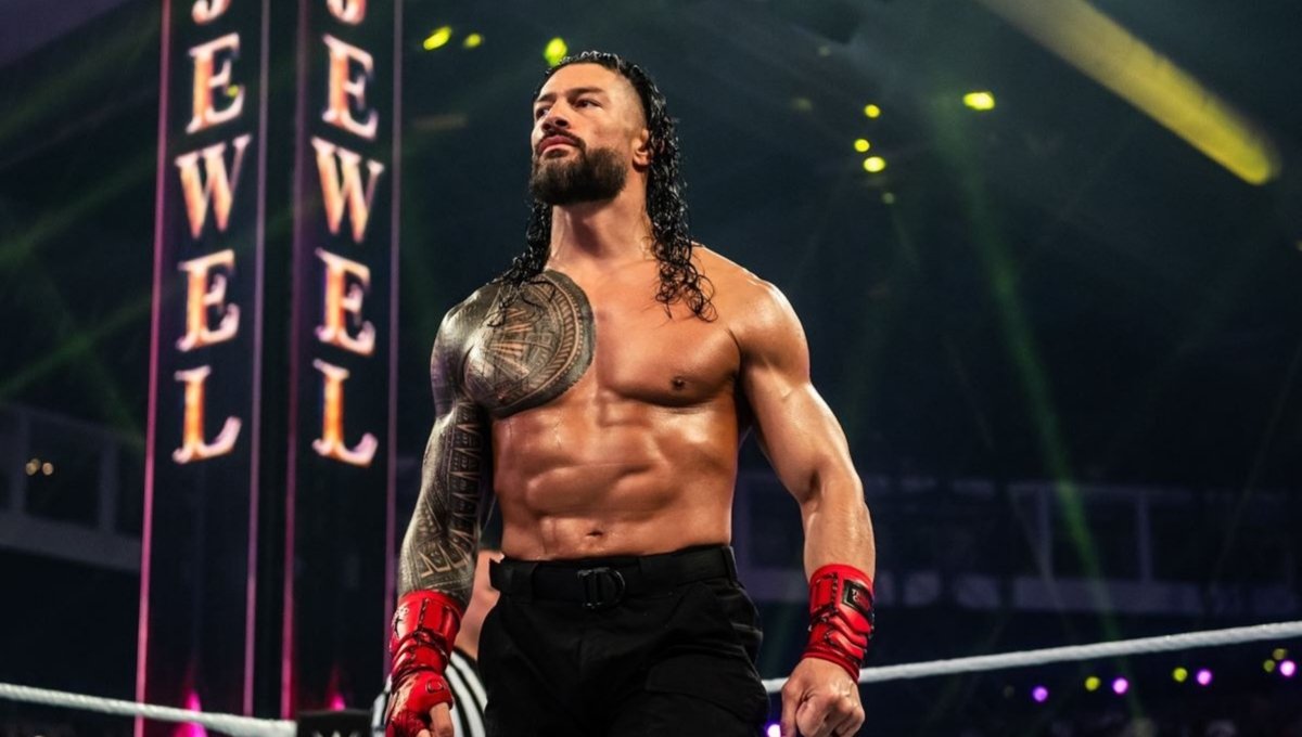  Roman Reigns 