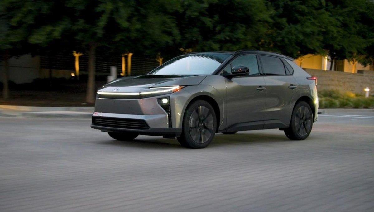 Toyota bZ