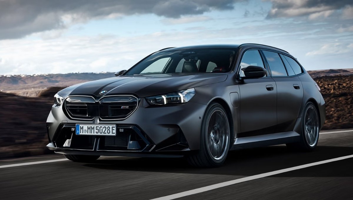  BMW M5 Touring