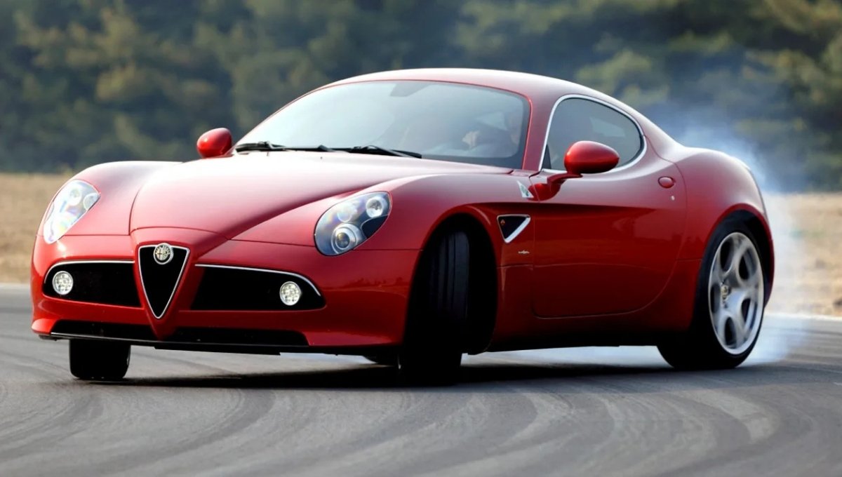 Alfa Romeo 8C 