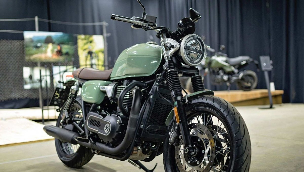 Brixton Cromwell 1200