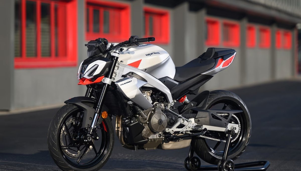 Aprilia Tuono 457