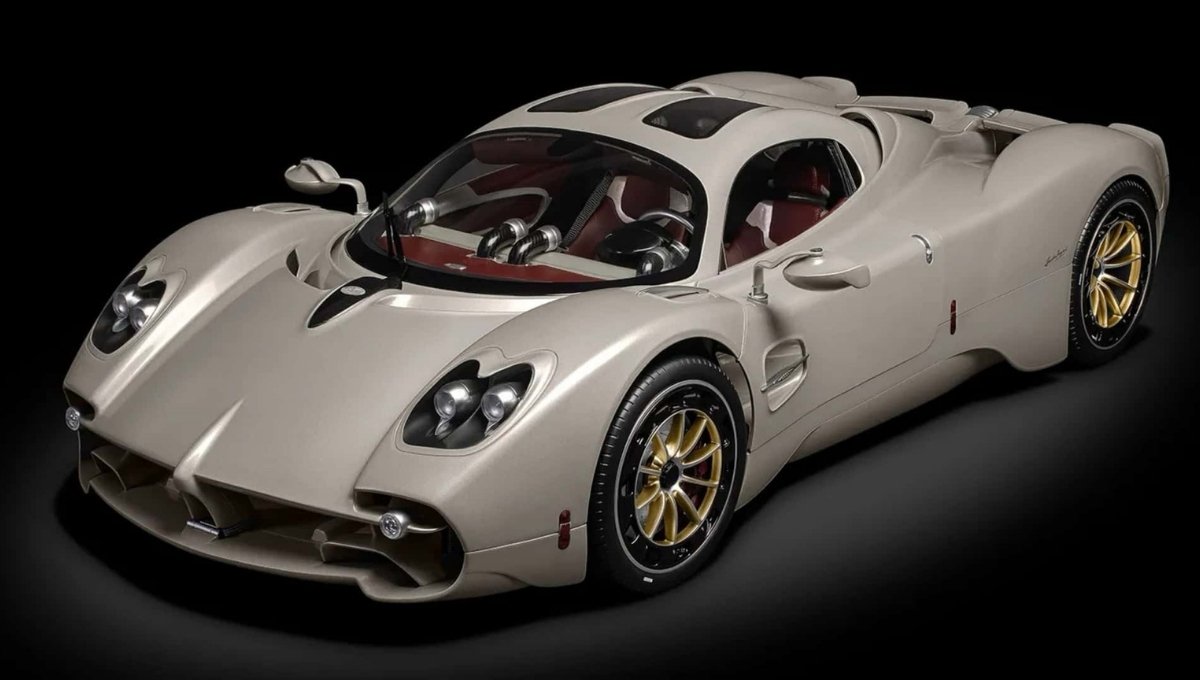  Pagani Utopia