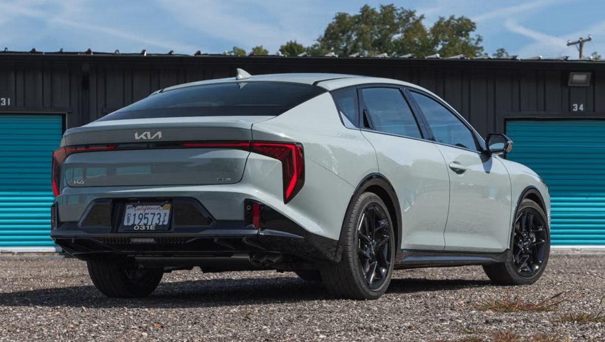  Kia K4