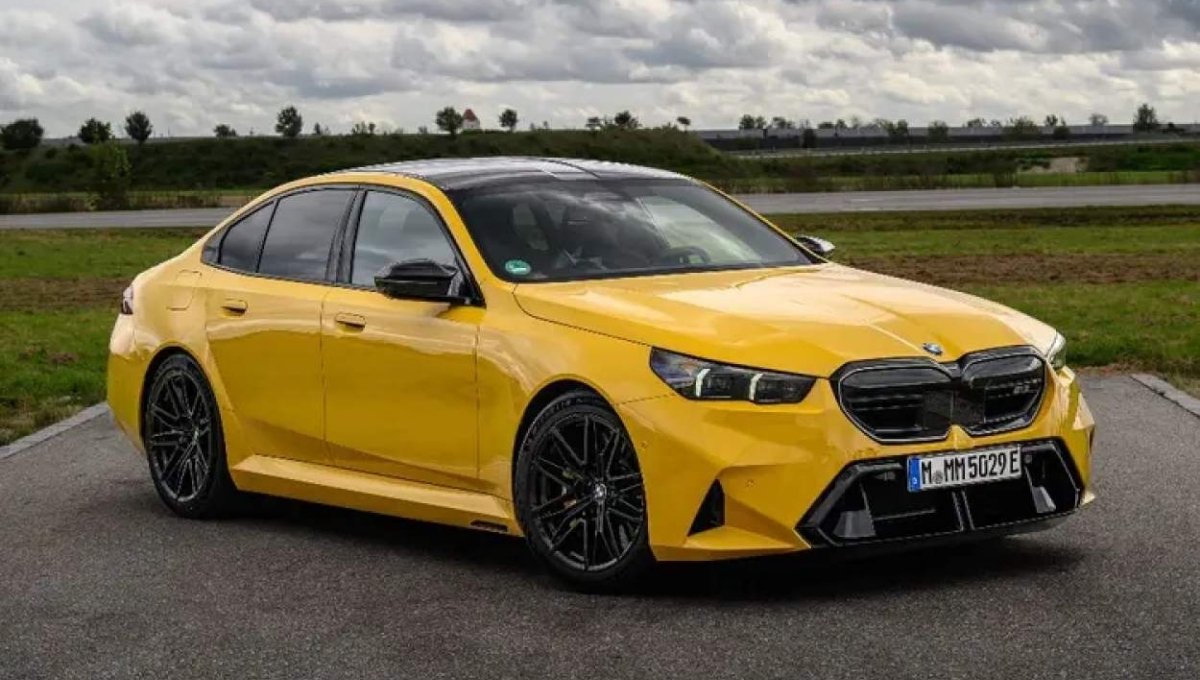 BMW M5 Hybrid