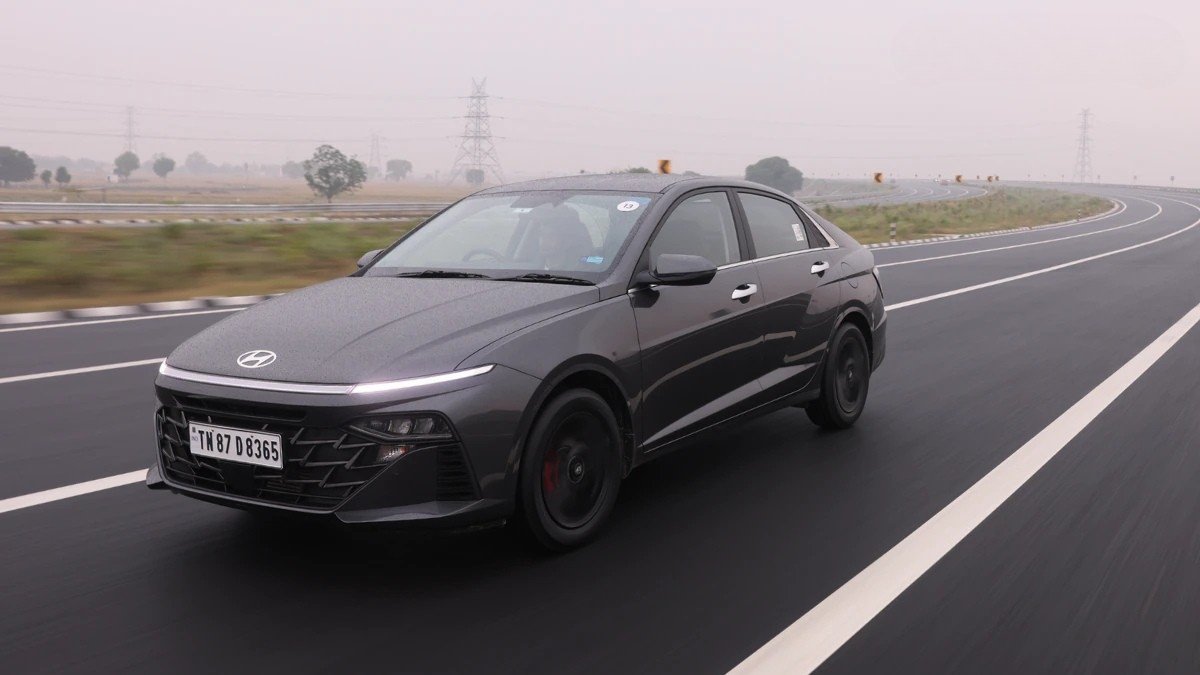 Hyundai Verna SX+