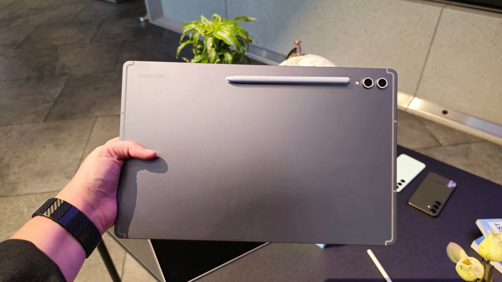 Samsung Galaxy Tab S10 Ultra: Price and Features Revealed Best Flagship Android Tablet of 2025?