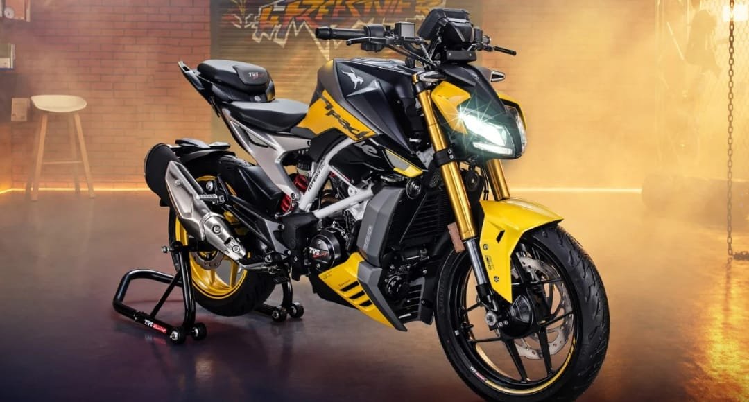 Apache RTR 160 4V