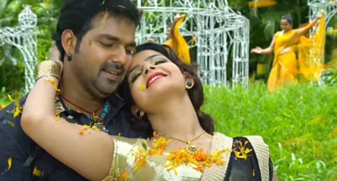 Pawan Singh और Kavya Singh की जोड़ी से सजी चादर में गदर ने यूट्यूब पर बिखेरा जादू