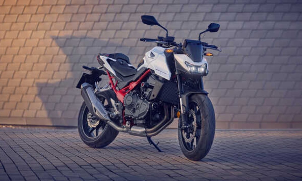 Honda CB750 Hornet: दमदार इंजन और शानदार परफॉर्मेंस वाली स्ट्रीटफाइटर बाइक