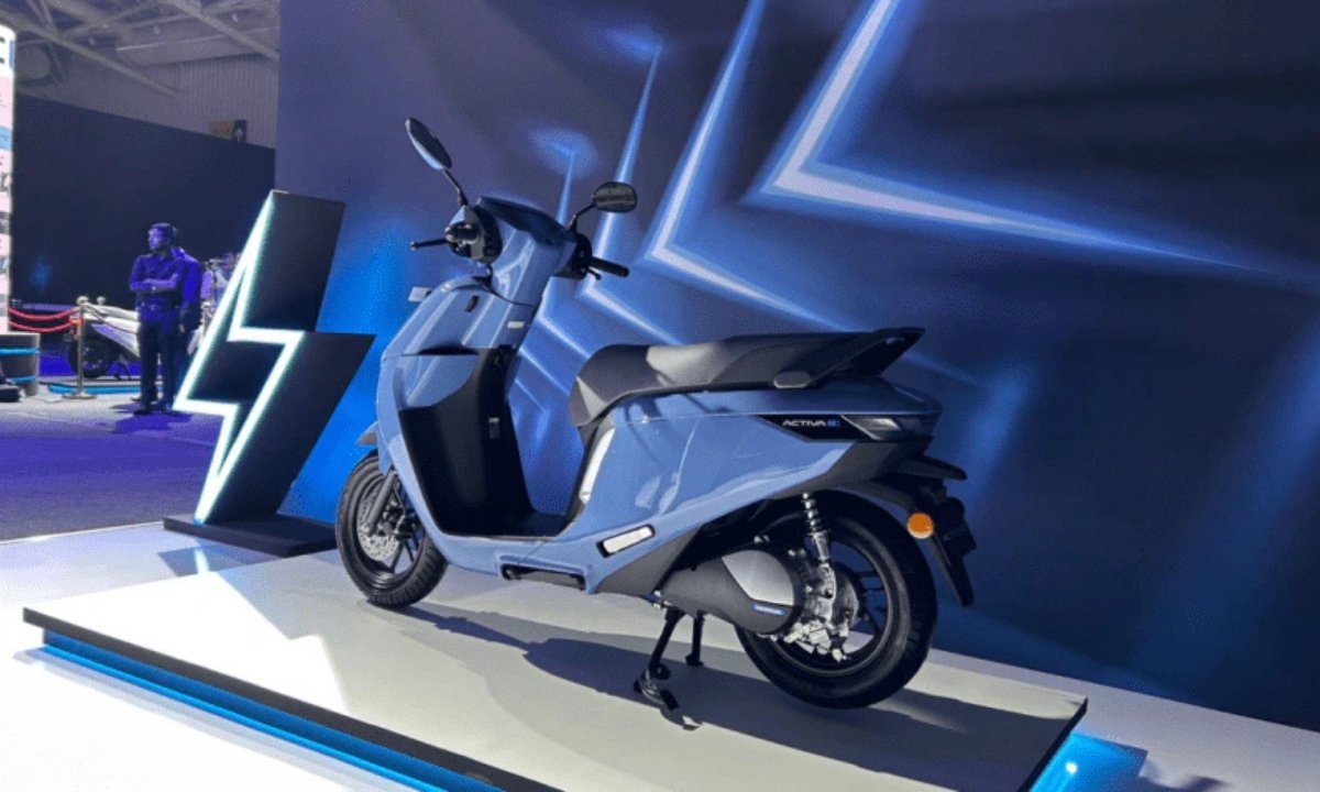 Honda Activa EV: दमदार रेंज, स्मार्ट फीचर्स और जबरदस्त परफॉर्मेंस के साथ हुई लॉन्च