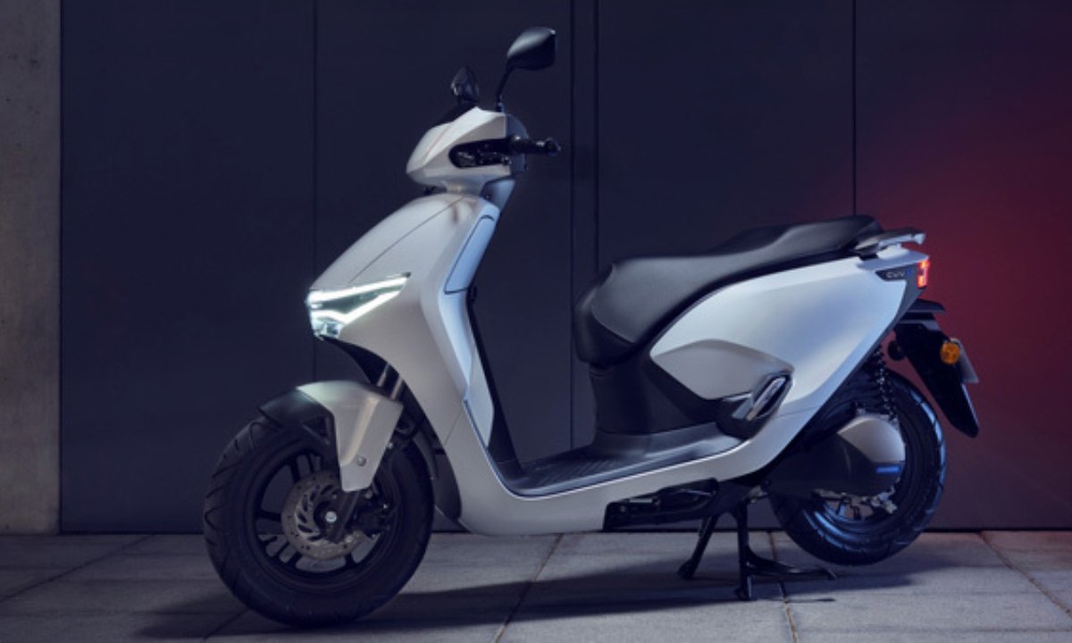 Honda Activa EV: दमदार रेंज, स्मार्ट फीचर्स और जबरदस्त परफॉर्मेंस के साथ हुई लॉन्च