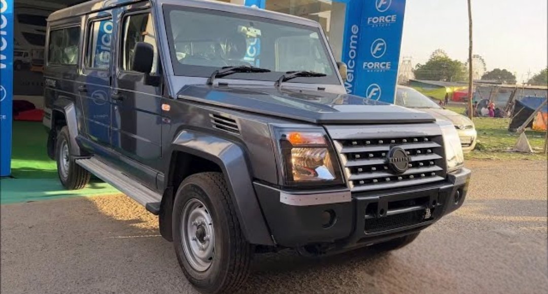 SUV का किंग 10 सीटर Force Citiline के आगे Innova भी छोटी लगेगी
