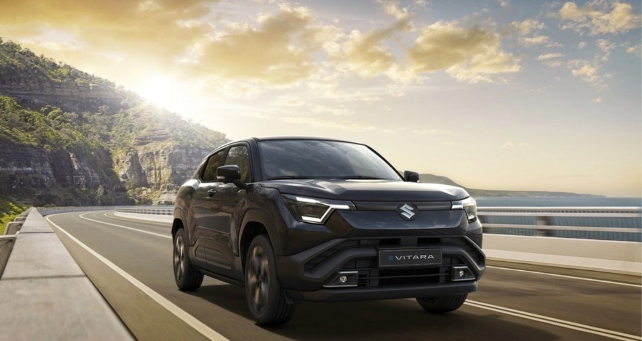 500KM रेंज के साथ Tata Punch EV को टक्कर देने आ रही है Maruti E Vitara Electric Car