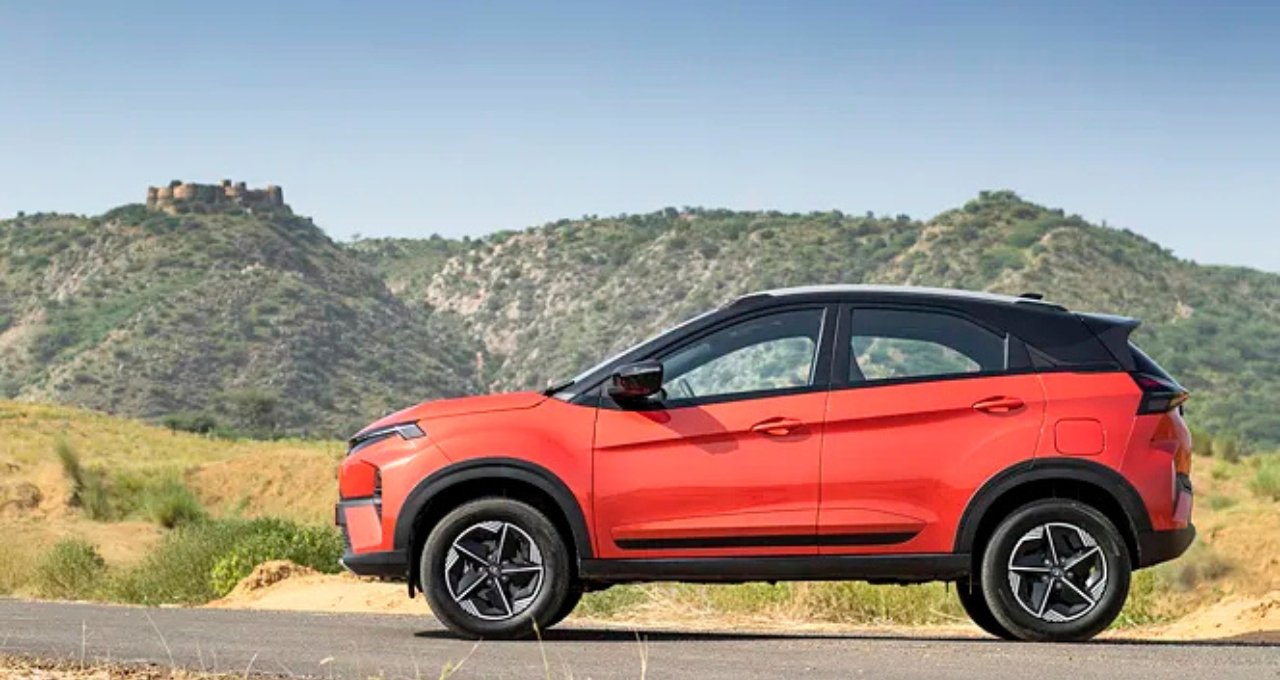 Tata Nexon खरीदने से पहले जानें फीचर्स माइलेज और कीमत पछतावा नहीं होगा