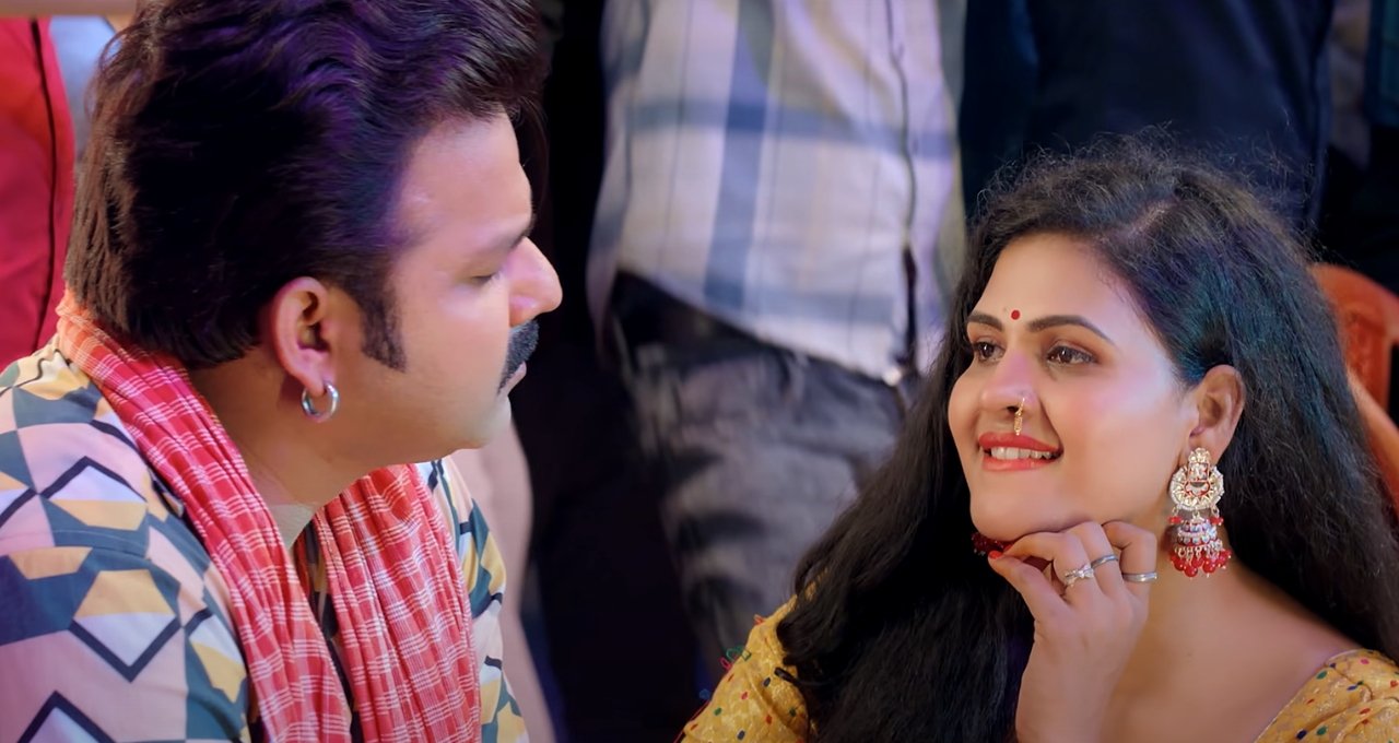 Pawan Singh का नया गाना बबुआन बना सुपरहिट Chandani Singh की अदाओं ने लगाया तड़का
