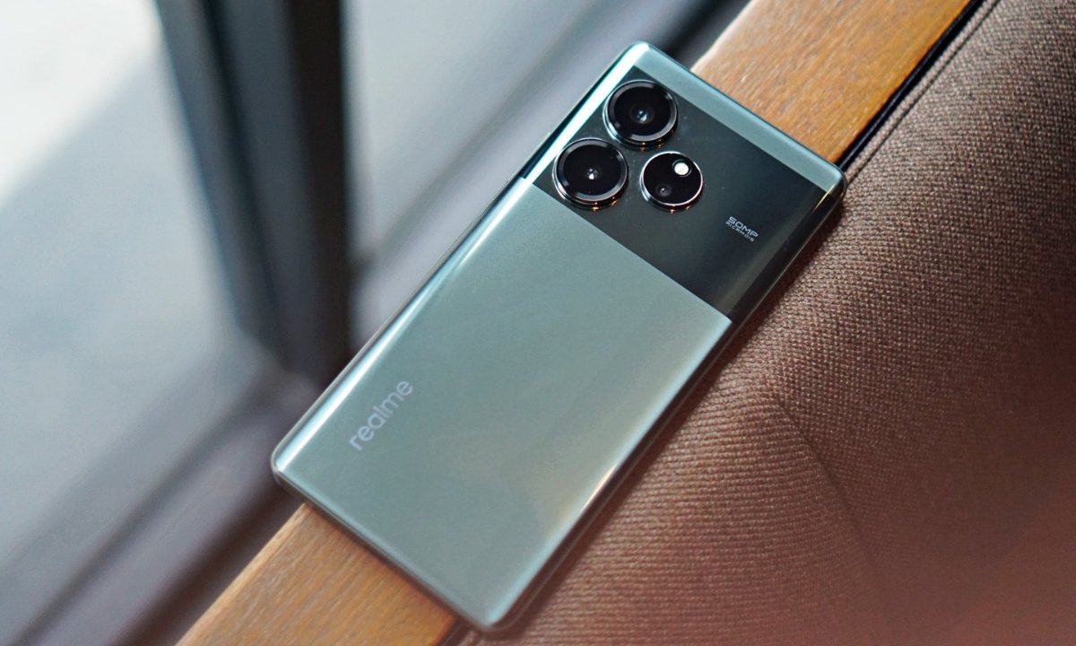 Realme GT 6, दमदार परफॉर्मेंस और शानदार फीचर्स वाला फ्लैगशिप स्मार्टफोन