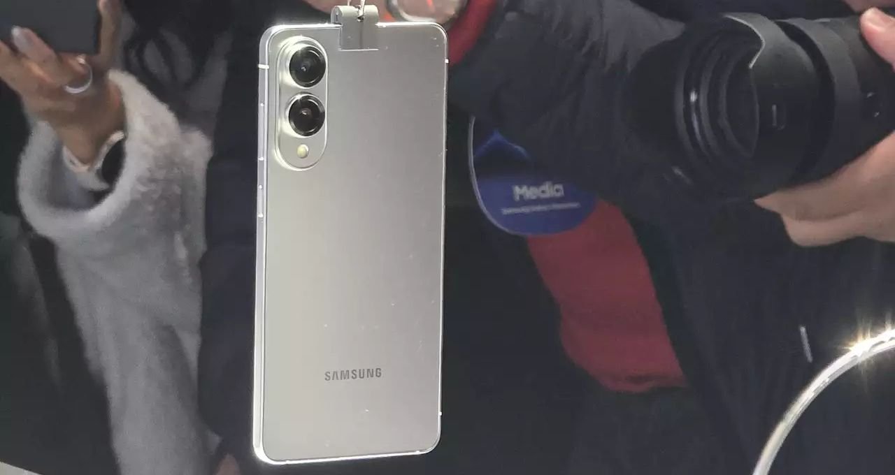 Samsung Galaxy S25 Edge खूबसूरती की नई परिभाषा लेकिन बैटरी लाइफ पर सवाल