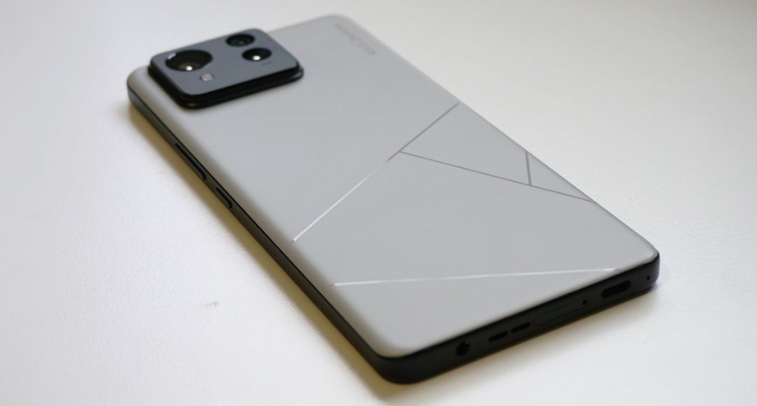 Asus Zenfone 11 Ultra दमदार फीचर्स और स्टाइलिश डिज़ाइन का परफेक्ट कॉम्बिनेशन