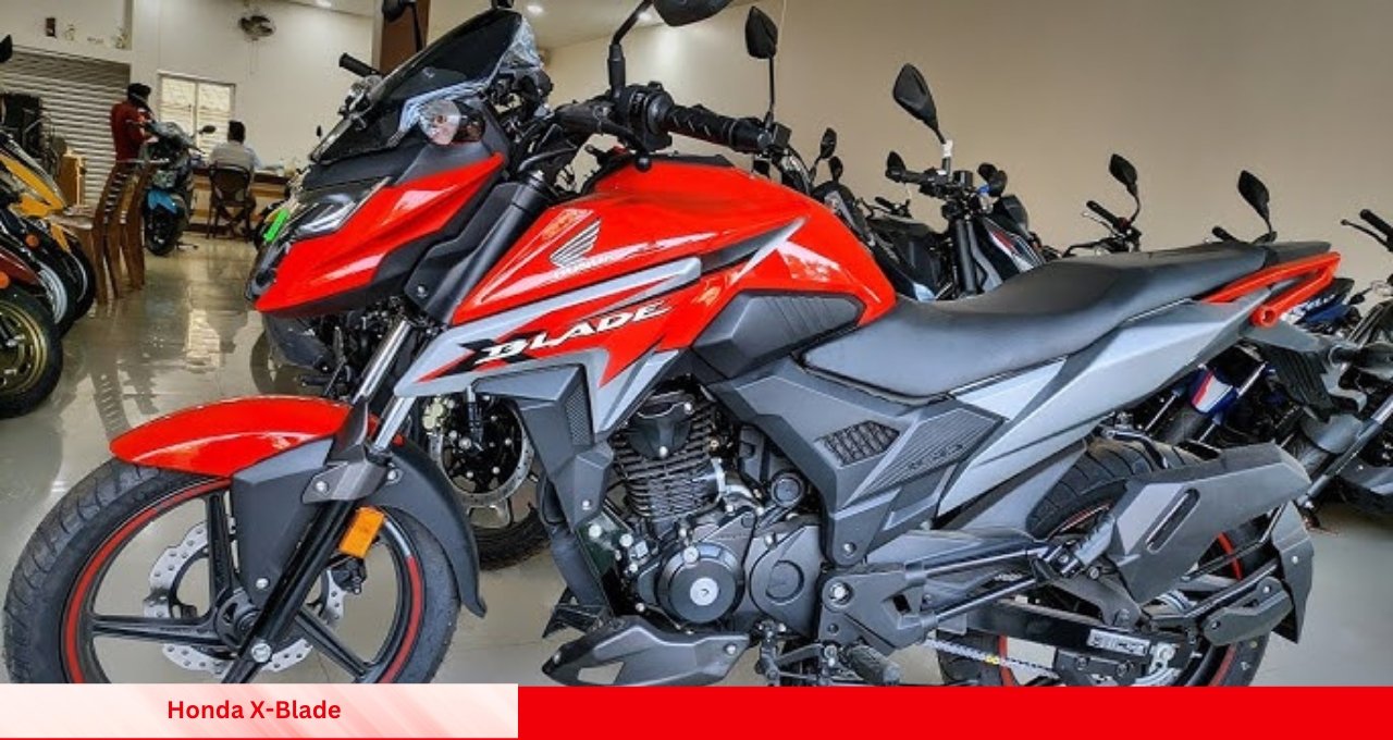 सभी प्रकार के स्मार्ट फीचर्स के अलावा Hyundai Venue फोर व्हीलर परफॉर्मेंस के मामले में भी काफी बेहतरीन होने वाली है। क्योंकि दमदार परफॉर्मेंस के लिए इसमें 1.5 लीटर टर्बो डीजल इंजन और 1 लीटर टर्बो पैट्रोल इंजन का उपयोग किया गया है। दोनों ही इंजन के साथ फोर व्हीलर की परफॉर्मेंस काफी पावरफुल हो जाती है और धाकड़ माइलेज भी देखने को मिलती है। Hyundai Venue के कीमत वैसे तो आज के समय में हमारे देश में बहुत से कंपनी के फोर व्हीलर मौजूद है लेकिन अगर आप बजट रेंज में आने वाली एक दमदार फोर व्हीलर खरीदना चाहते हैं। जिसमें शानदार फीचर्स सेफ्टी फीचर्स और लग्जरी इंटीरियर मिले तो ऐसे में आपके लिए Hyundai Venue बेहतर विकल्प होगी। बात अगर कीमत की करें तो इंडियन मार्केट में या फोर व्हीलर 9.28 लाख की शुरुआती एक्स शोरूम कीमत पर उपलब्ध है।