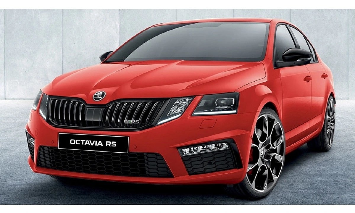 Skoda Octavia RS: दमदार परफॉर्मेंस और स्टाइल का बेजोड़ संगम