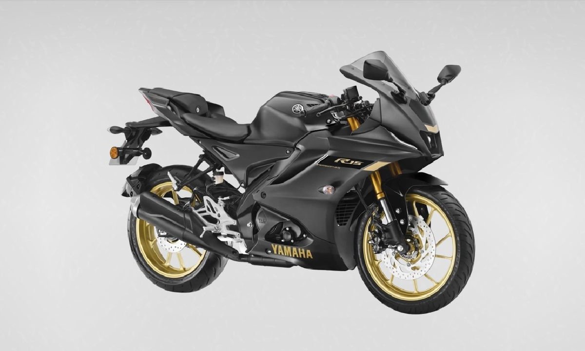 Yamaha R15 V4, जबरदस्त स्पीड, दमदार स्टाइल और बेजोड़ परफॉर्मेंस का बादशाह