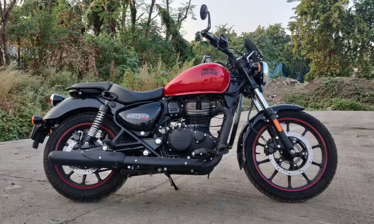 Royal Enfield Meteor 350, रफ्तार, स्टाइल और एडवेंचर का परफेक्ट कॉम्बिनेशन