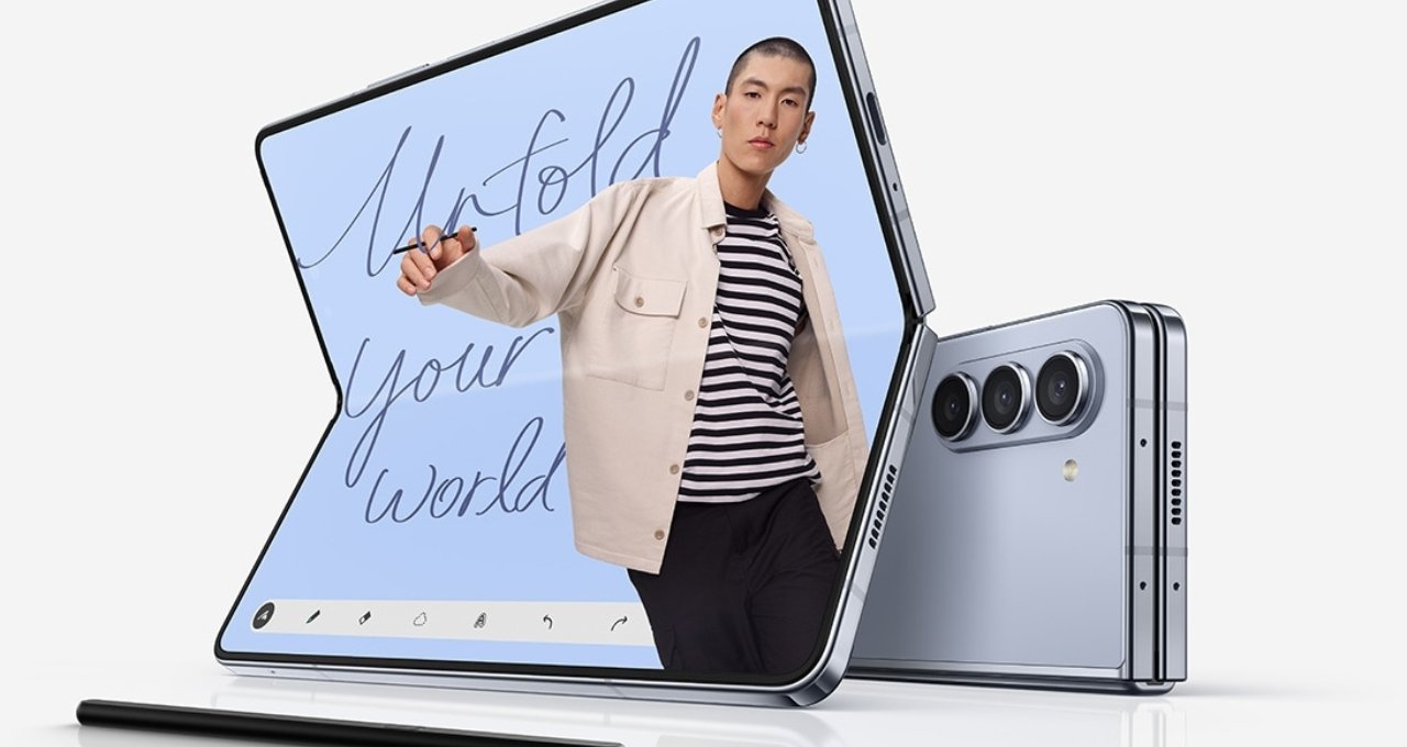 Samsung Galaxy Z Fold स्टाइल पावर और इनोवेशन का परफेक्ट कॉम्बिनेशन