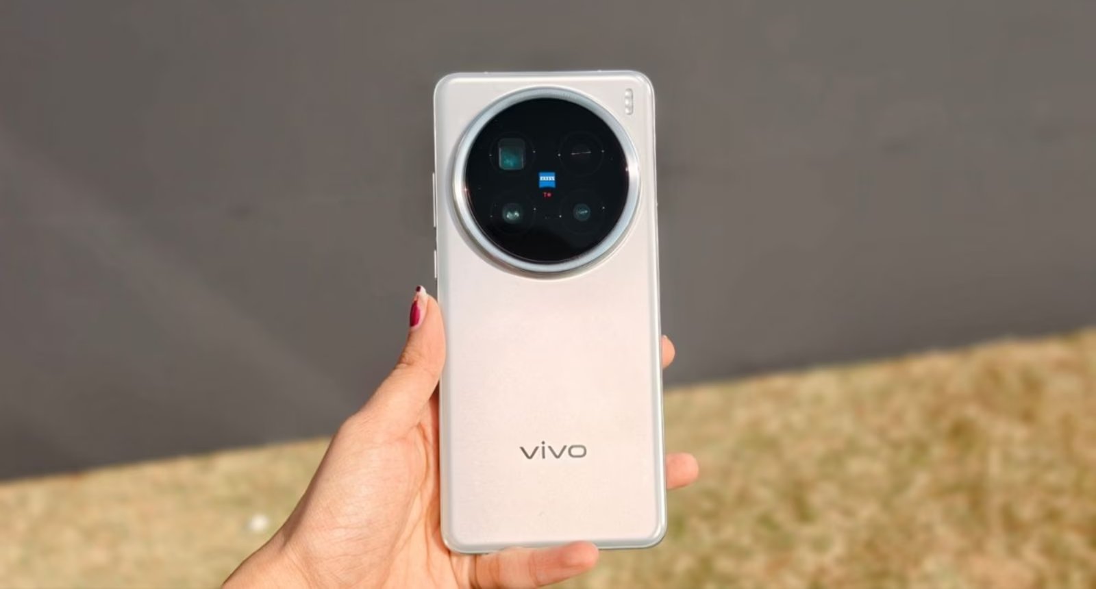 DSLR भूल जाइए Vivo X200 Ultra है अब आपका प्रो फोटोग्राफर