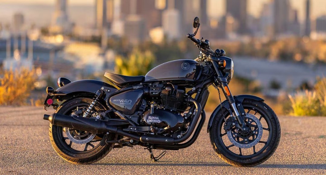 शानदार पावर और स्टाइल का संगम Royal Enfield Shotgun 650 की बेहतरीन यात्रा