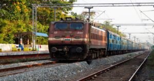 Indian Railway इन यात्रियों को रेल किराए में मिलती है खास छूट, जानिए नियम और शर्तें