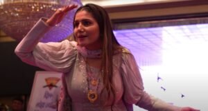 Haryanvi Song: Sapna Choudhary का पानी छलके डांस परफॉर्मेंस हरियाणवी माटी की खुशबू और दिल छू लेने वाली अदाएं
