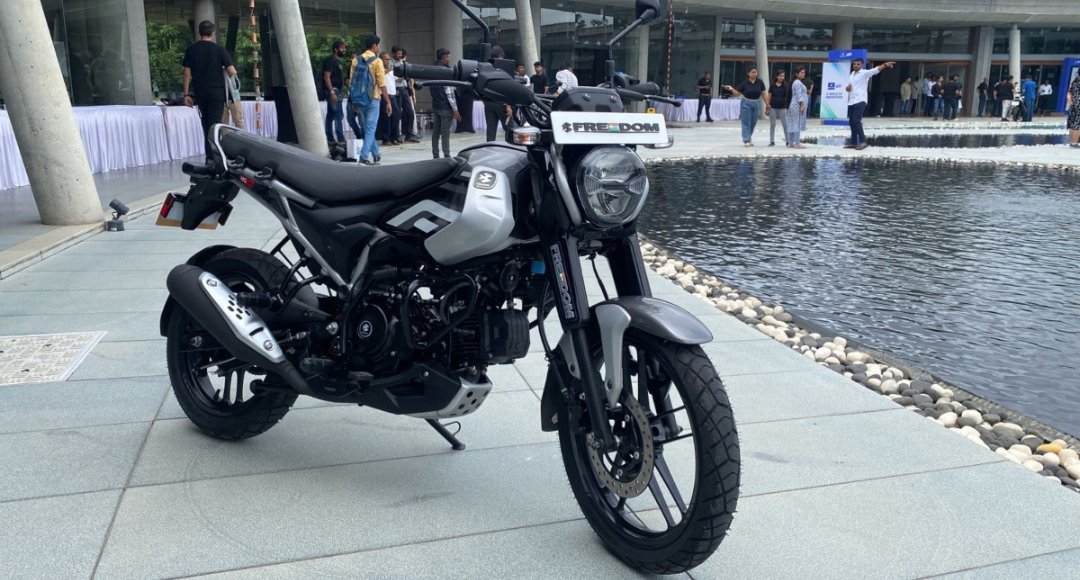 Bajaj Freedom नई सोच नया सफर देश की पहली CNG बाइक का शानदार आगमन