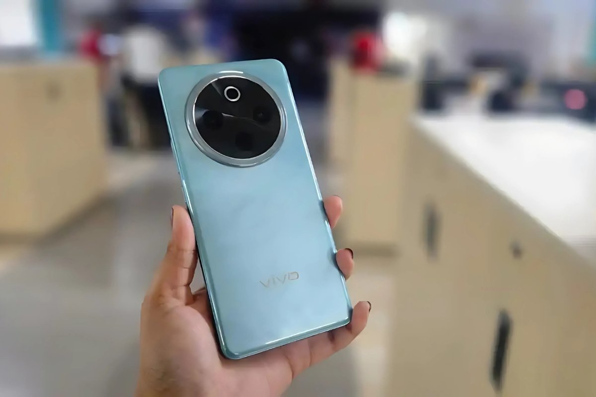 7300mAh बैटरी और 90W चार्जिंग यही है असली पावरहाउस Vivo T4 5G