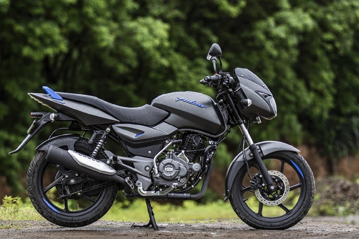 Bajaj Pulsar 125: अब केवल ₹12,000 की डाउन पेमेंट पर बनाएं अपनी स्टाइलिश बाइक का सपना पूरा