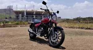 Bajaj Avenger Street 160 एक रॉयल राइडिंग एक्सपीरियंस जो दिल को छू जाए