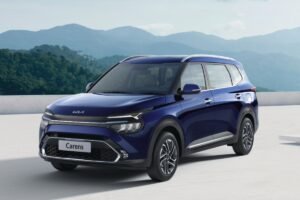 158 bhp की पावर वाली Kia Carens अब ₹10.60 लाख से बुकिंग शुरू
