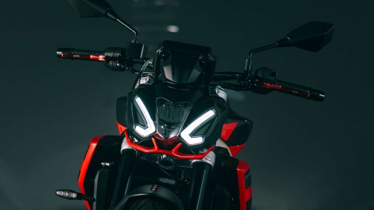 Aprilia Tuono 457