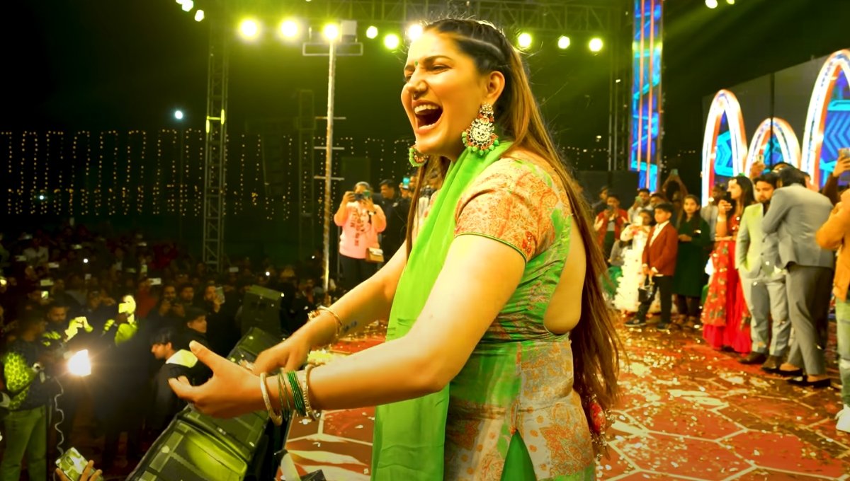 Haryanvi Song: Sapna Choudhary का धमाकेदार डांस हरियाणा के दिल से निकली एक नई धड़कन